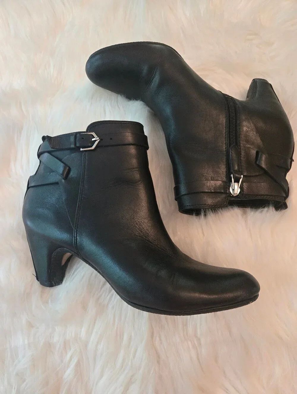 Sam Edelman Black Leather Zip Ankle Bootie